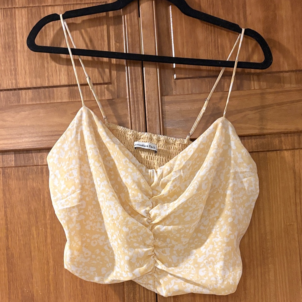 Abercrombie & Fitch Light Yellow Floral Camisole Cropped Size Large